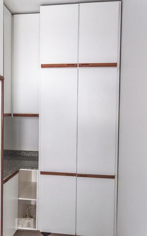 Apartamento à venda com 245m², 4 quartos e 4 vagasArmário