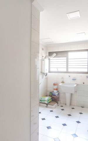 Apartamento à venda com 245m², 4 quartos e 4 vagasÁrea de serviço