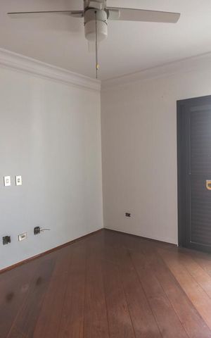 Apartamento à venda com 245m², 4 quartos e 4 vagasSuíte 2