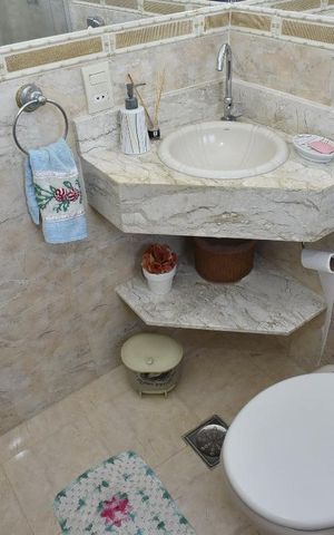 Casa à venda com 500m², 4 quartos e 5 vagasBanheiro da Suíte 1