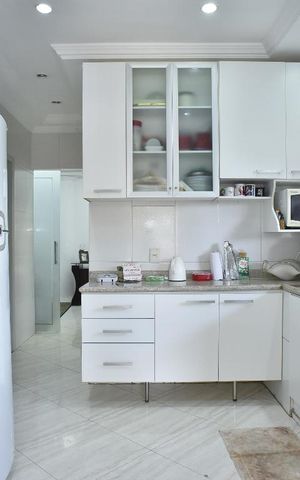 Casa à venda com 500m², 4 quartos e 5 vagasCozinha Subsolo