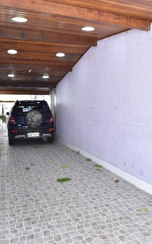 Casa à venda com 500m², 4 quartos e 5 vagasGaragem