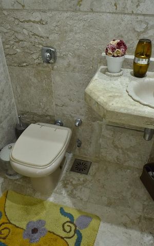 Casa à venda com 500m², 4 quartos e 5 vagasLavabo