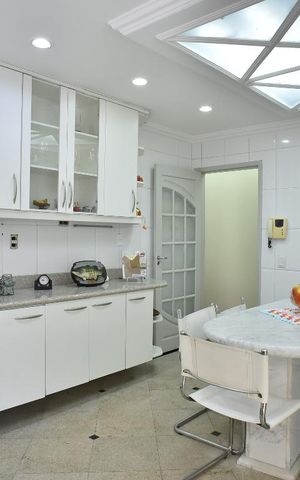 Casa à venda com 500m², 4 quartos e 5 vagasCozinha