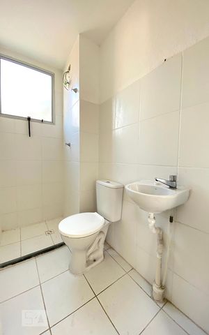Apartamento à venda com 45m², 2 quartos e 1 vaga Apartamento à venda com 45m², 2 quartos e 1 vagaBanheiro