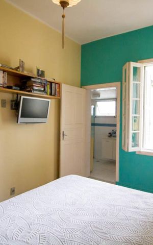 Casa à venda com 338m², 3 quartos e 2 vagas Casa à venda com 338m², 3 quartos e 2 vagasSuíte