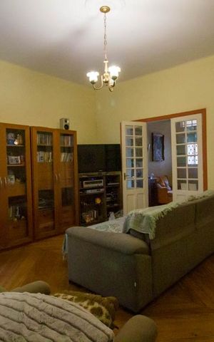 Casa à venda com 338m², 3 quartos e 2 vagas Casa à venda com 338m², 3 quartos e 2 vagasSala 2