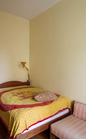 Casa à venda com 338m², 3 quartos e 2 vagas Casa à venda com 338m², 3 quartos e 2 vagasQuarto 1