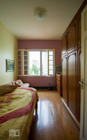 Casa à venda com 338m², 3 quartos e 2 vagas Casa à venda com 338m², 3 quartos e 2 vagasQuarto 1