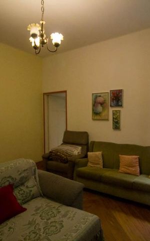 Casa à venda com 338m², 3 quartos e 2 vagas Casa à venda com 338m², 3 quartos e 2 vagasSala 2