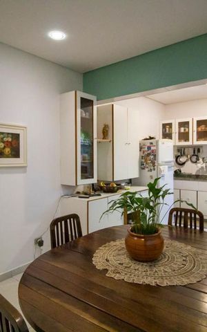 Casa à venda com 338m², 3 quartos e 2 vagas Casa à venda com 338m², 3 quartos e 2 vagasCozinha