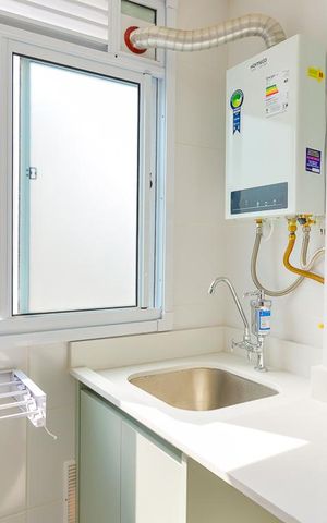 Apartamento à venda com 42m², 2 quartos e 1 vaga Apartamento à venda com 42m², 2 quartos e 1 vagaArea Serviço