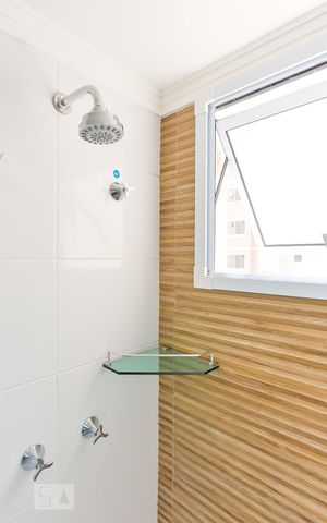 Apartamento à venda com 42m², 2 quartos e 1 vaga Apartamento à venda com 42m², 2 quartos e 1 vagaBanheiro