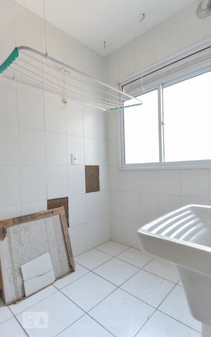 Apartamento à venda com 58m², 2 quartos e 1 vaga Apartamento à venda com 58m², 2 quartos e 1 vagaÁrea de Serviço