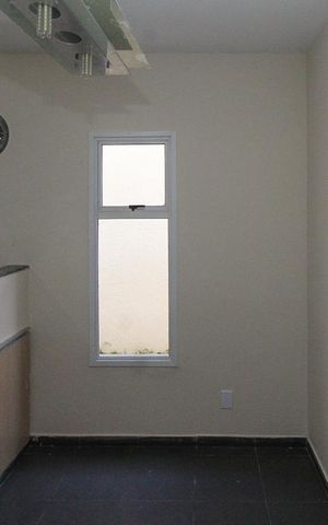 Casa à venda com 177m², 3 quartos e 2 vagas Casa à venda com 177m², 3 quartos e 2 vagasCozinha