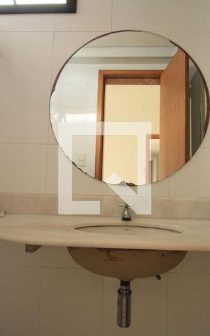 Apartamento para alugar com 193m², 4 quartos e 3 vagasBanheiro da Suíte 1