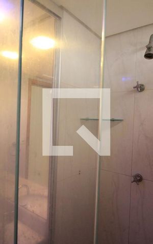 Apartamento para alugar com 193m², 4 quartos e 3 vagasBanheiro da Suíte 4