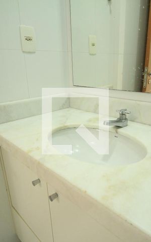 Apartamento para alugar com 193m², 4 quartos e 3 vagasBanheiro da Suíte 3