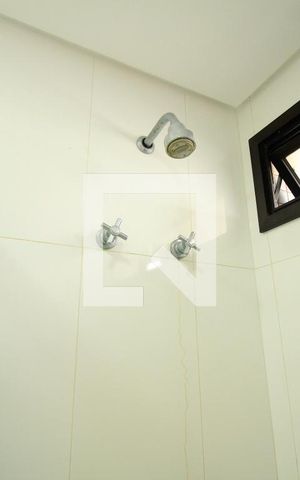 Apartamento para alugar com 193m², 4 quartos e 3 vagasBanheiro da Suíte 2