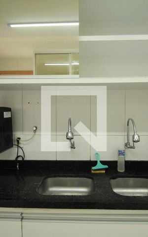 Apartamento para alugar com 193m², 4 quartos e 3 vagasCozinha e Área de Serviço