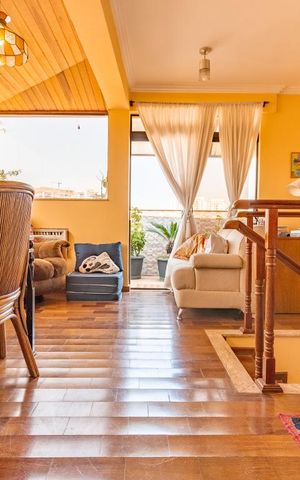 Apartamento à venda com 179m², 2 quartos e 3 vagas Apartamento à venda com 179m², 2 quartos e 3 vagasSala Andar2