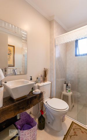 Apartamento à venda com 179m², 2 quartos e 3 vagas Apartamento à venda com 179m², 2 quartos e 3 vagasBanheiro Social
