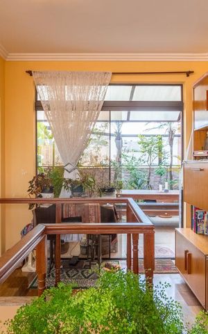 Apartamento à venda com 179m², 2 quartos e 3 vagas Apartamento à venda com 179m², 2 quartos e 3 vagasSala Andar2
