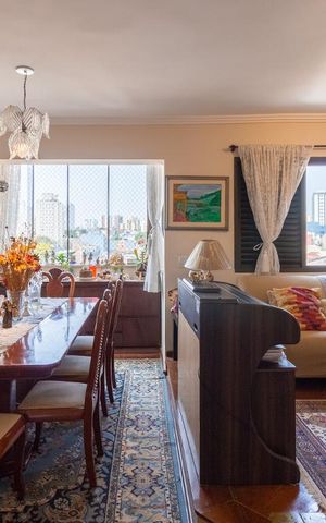 Apartamento à venda com 179m², 2 quartos e 3 vagas Apartamento à venda com 179m², 2 quartos e 3 vagasSala