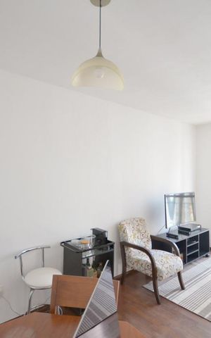 Apartamento à venda com 54m², 2 quartos e 1 vaga Apartamento à venda com 54m², 2 quartos e 1 vagaSala