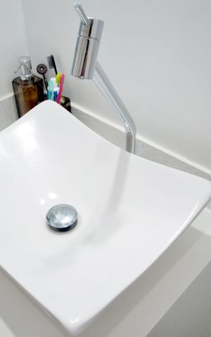 Apartamento à venda com 54m², 2 quartos e 1 vaga Apartamento à venda com 54m², 2 quartos e 1 vagaBanheiro