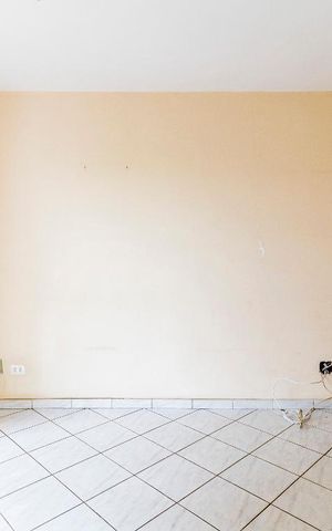 Apartamento à venda com 74m², 3 quartos e 1 vaga Apartamento à venda com 74m², 3 quartos e 1 vagaSala