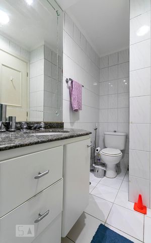 Apartamento à venda com 189m², 3 quartos e 4 vagasBanheiro da Suíte