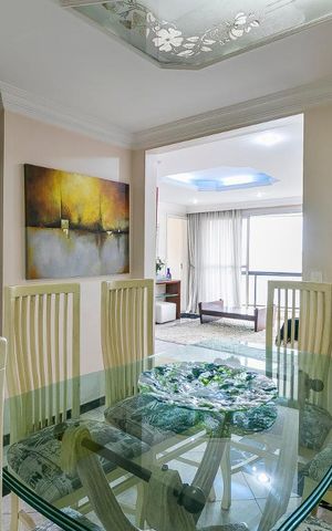 Apartamento à venda com 189m², 3 quartos e 4 vagasSala de Refeições