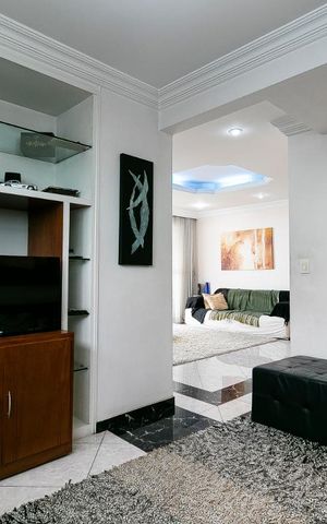 Apartamento à venda com 189m², 3 quartos e 4 vagasSala