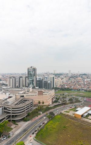 Apartamento à venda com 189m², 3 quartos e 4 vagasVista