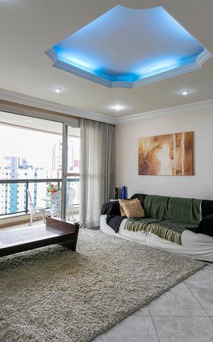 Apartamento à venda com 189m², 3 quartos e 4 vagasSala