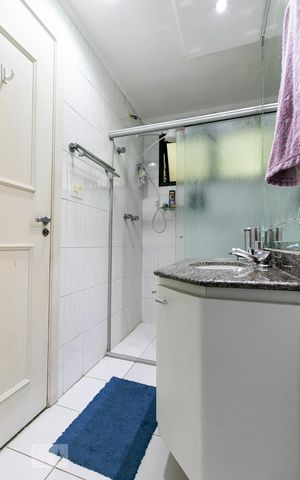 Apartamento à venda com 189m², 3 quartos e 4 vagasBanheiro da Suíte