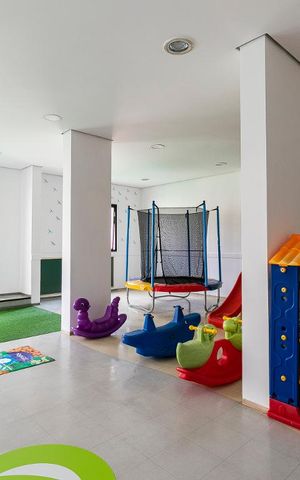 Apartamento à venda com 189m², 3 quartos e 4 vagasÁrea comum - Brinquedoteca
