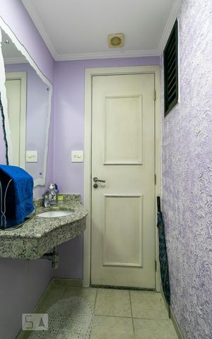 Apartamento à venda com 189m², 3 quartos e 4 vagasLavabo