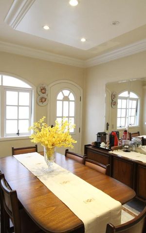 Casa de condomínio à venda com 245m², 5 quartos e 4 vagasCopa