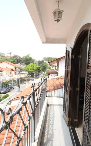 Casa de condomínio à venda com 245m², 5 quartos e 4 vagasSuíte 1
