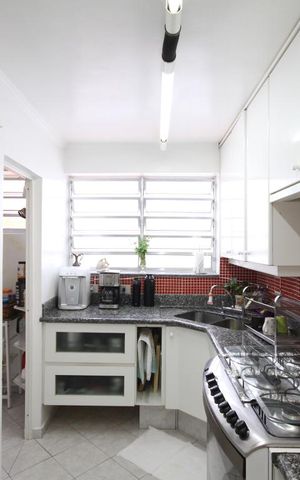 Casa de condomínio à venda com 245m², 5 quartos e 4 vagasCozinha