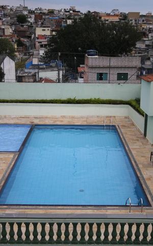 Casa de condomínio à venda com 245m², 5 quartos e 4 vagasPiscina