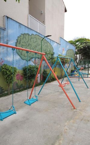 Casa de condomínio à venda com 245m², 5 quartos e 4 vagasPlayground