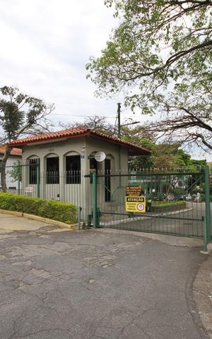 Casa de condomínio à venda com 245m², 5 quartos e 4 vagasFachada condomínio
