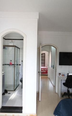 Casa de condomínio à venda com 245m², 5 quartos e 4 vagasSuíte 2
