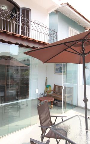 Casa de condomínio à venda com 245m², 5 quartos e 4 vagasVaranda Suíte 3