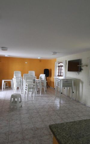 Casa de condomínio à venda com 245m², 5 quartos e 4 vagasSalão de Festas