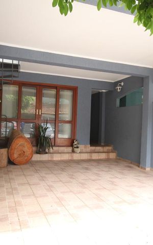 Casa de condomínio à venda com 245m², 5 quartos e 4 vagasGaragem