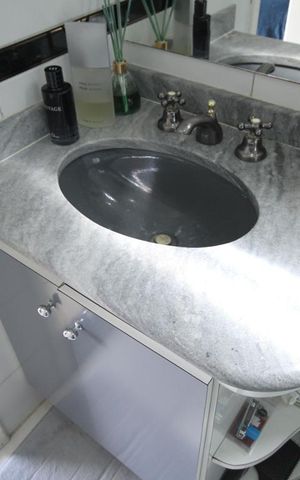 Casa de condomínio à venda com 245m², 5 quartos e 4 vagasSuíte 2